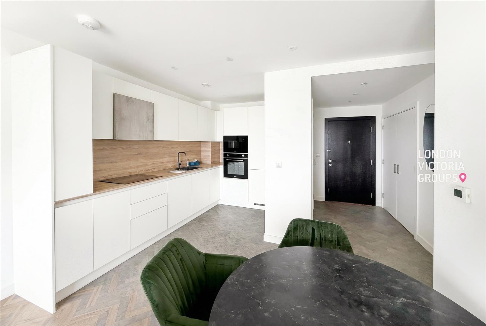 2 bed property in Skyline Apartments, 11 Makers Yard London, London